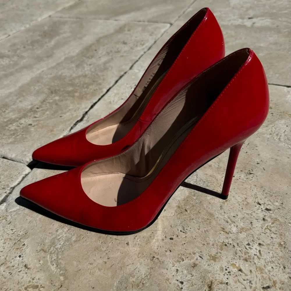 Stuart Weitzman Red Patent Leather Stuart Pumps Size 8.5 - Picture 1 of 9